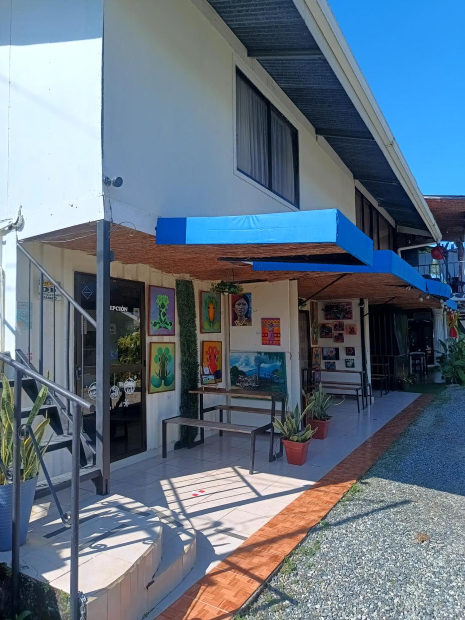 Hospedaje La Galerie Ciudad Cortés Екстериор снимка